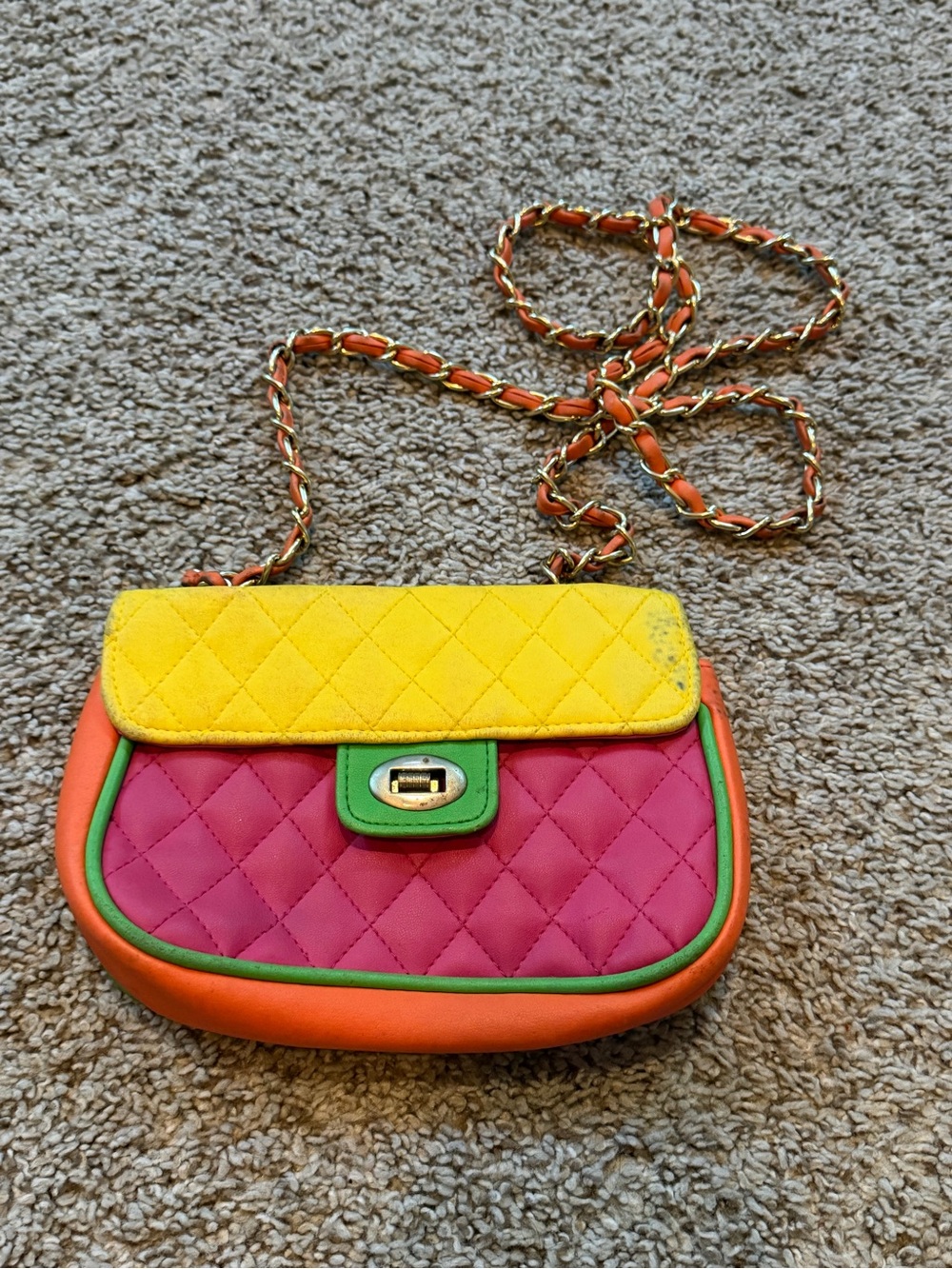 Multicolor Quilted Crossbody Bag with Chain Strap